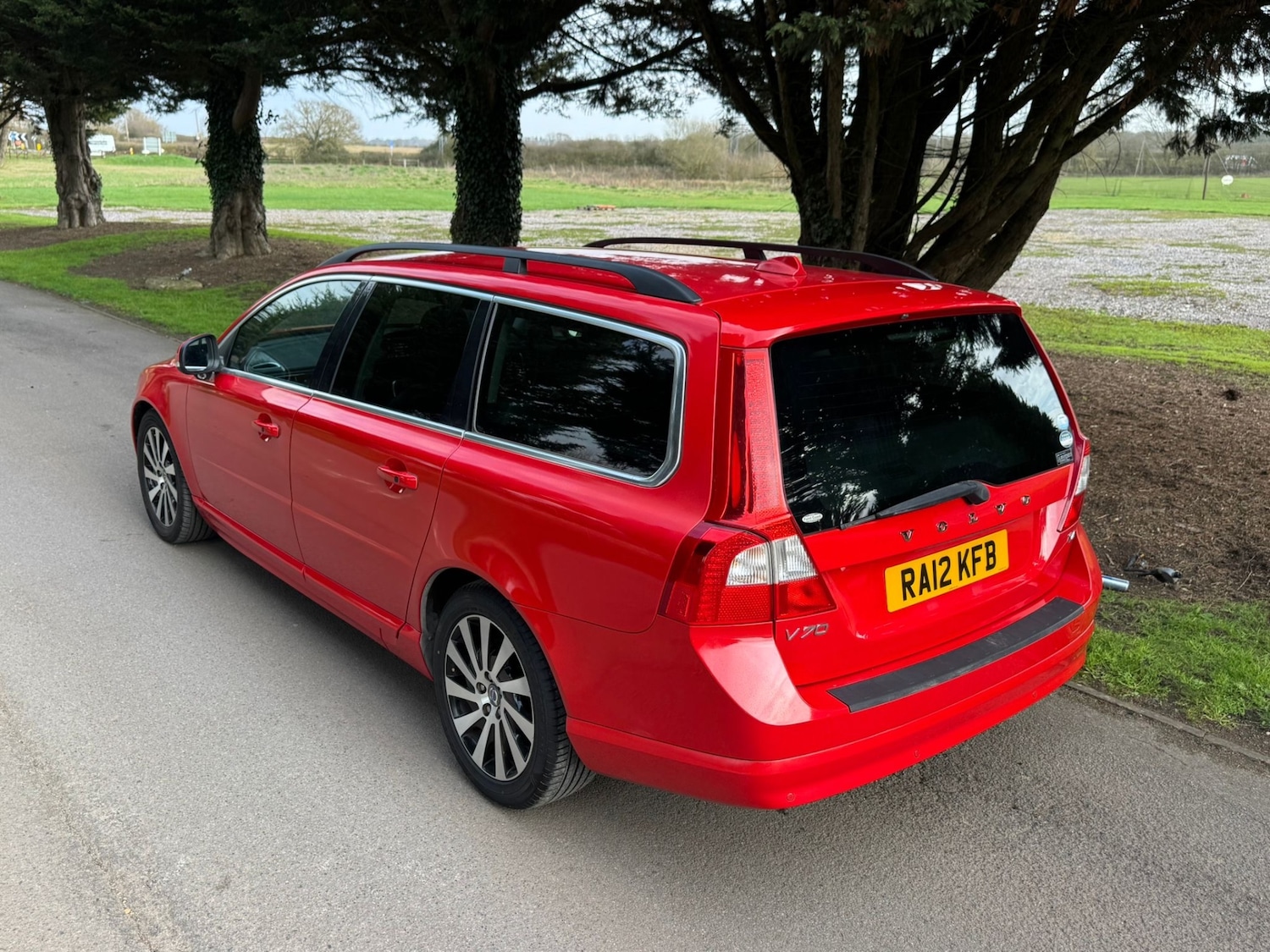 Used Volvo V70 2012 for sale - 77744257: Photo 5