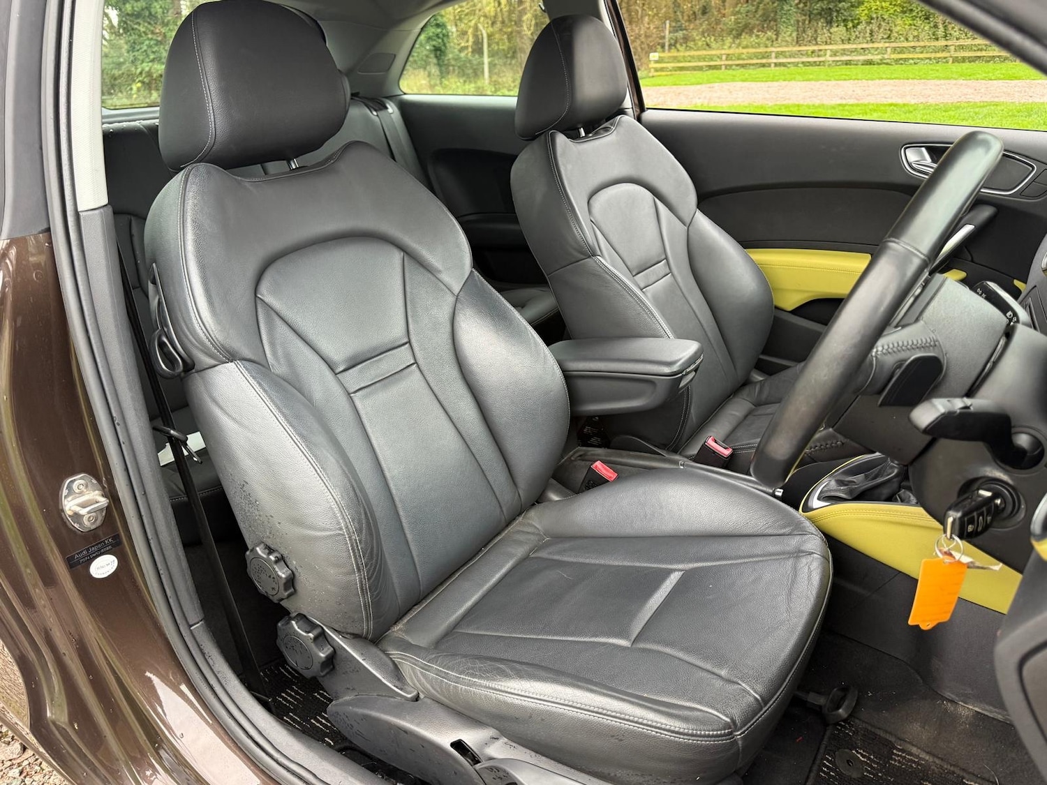 Used Audi A1 2011 for sale - 76687490: Photo 11