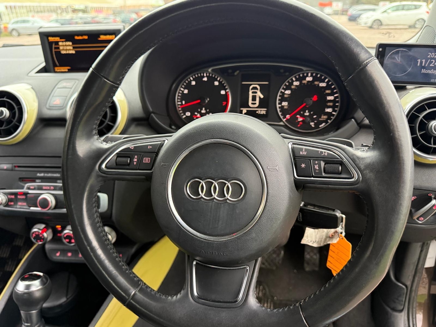 Used Audi A1 2011 for sale - 76687490: Photo 12