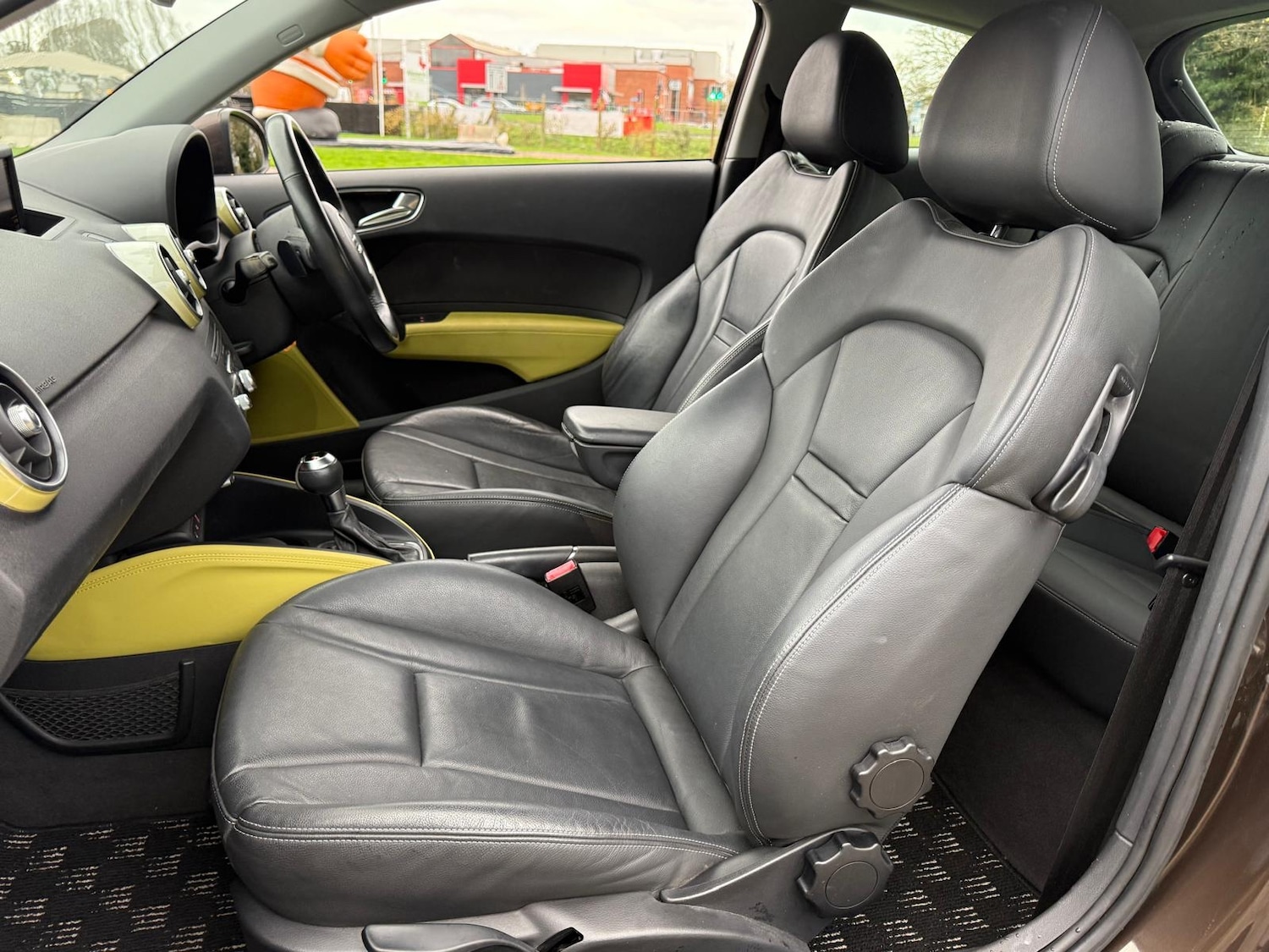 Used Audi A1 2011 for sale - 76687490: Photo 17