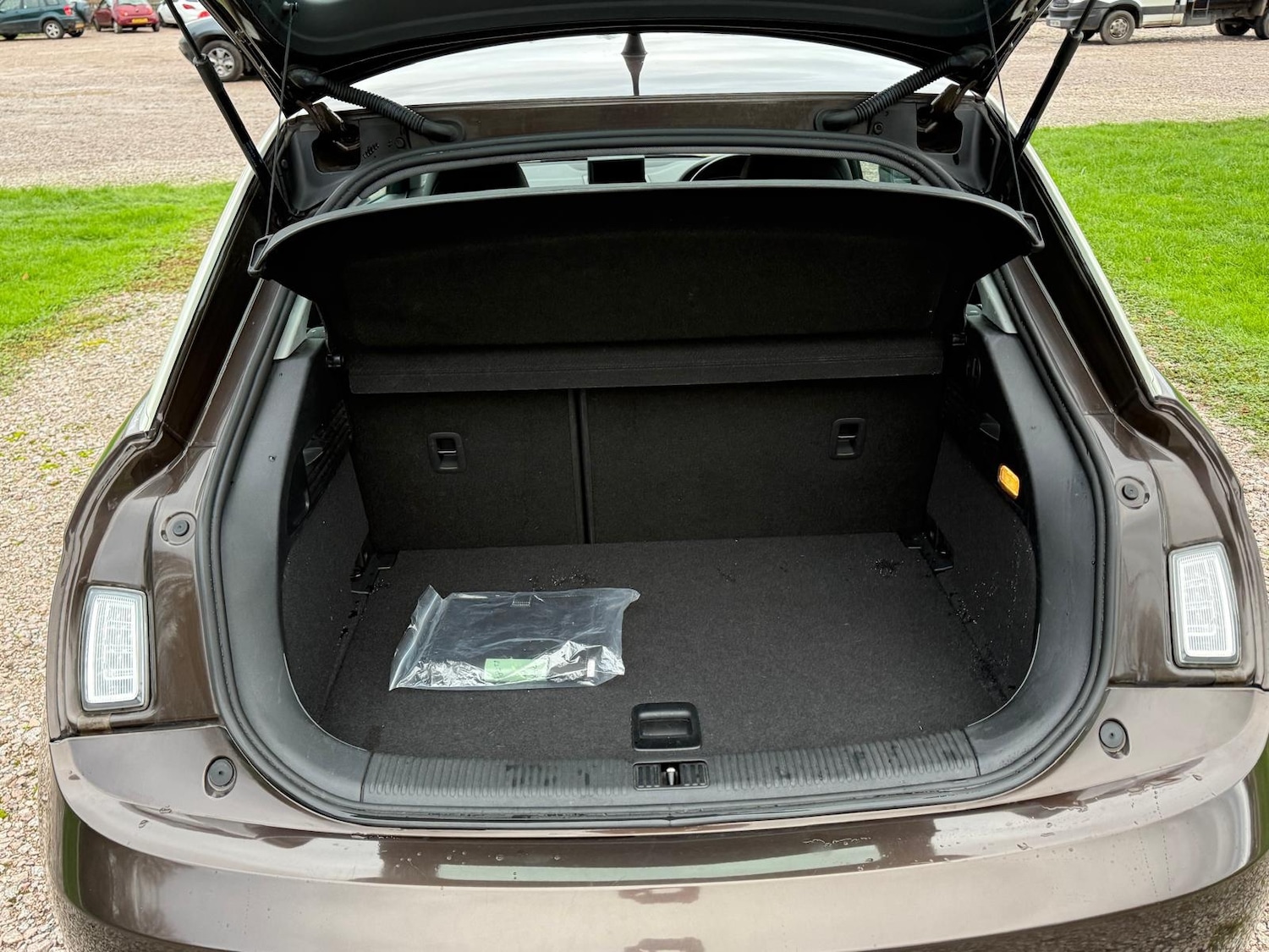 Used Audi A1 2011 for sale - 76687490: Photo 19