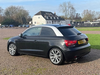Used Audi A1 2011 for sale - 75835375: Photo