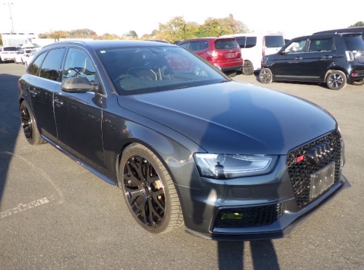 Used Audi A4 Avant 2013 for sale - 78018578: Photo 2