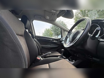 Used Honda Jazz 2016 for sale - 78732434: Photo