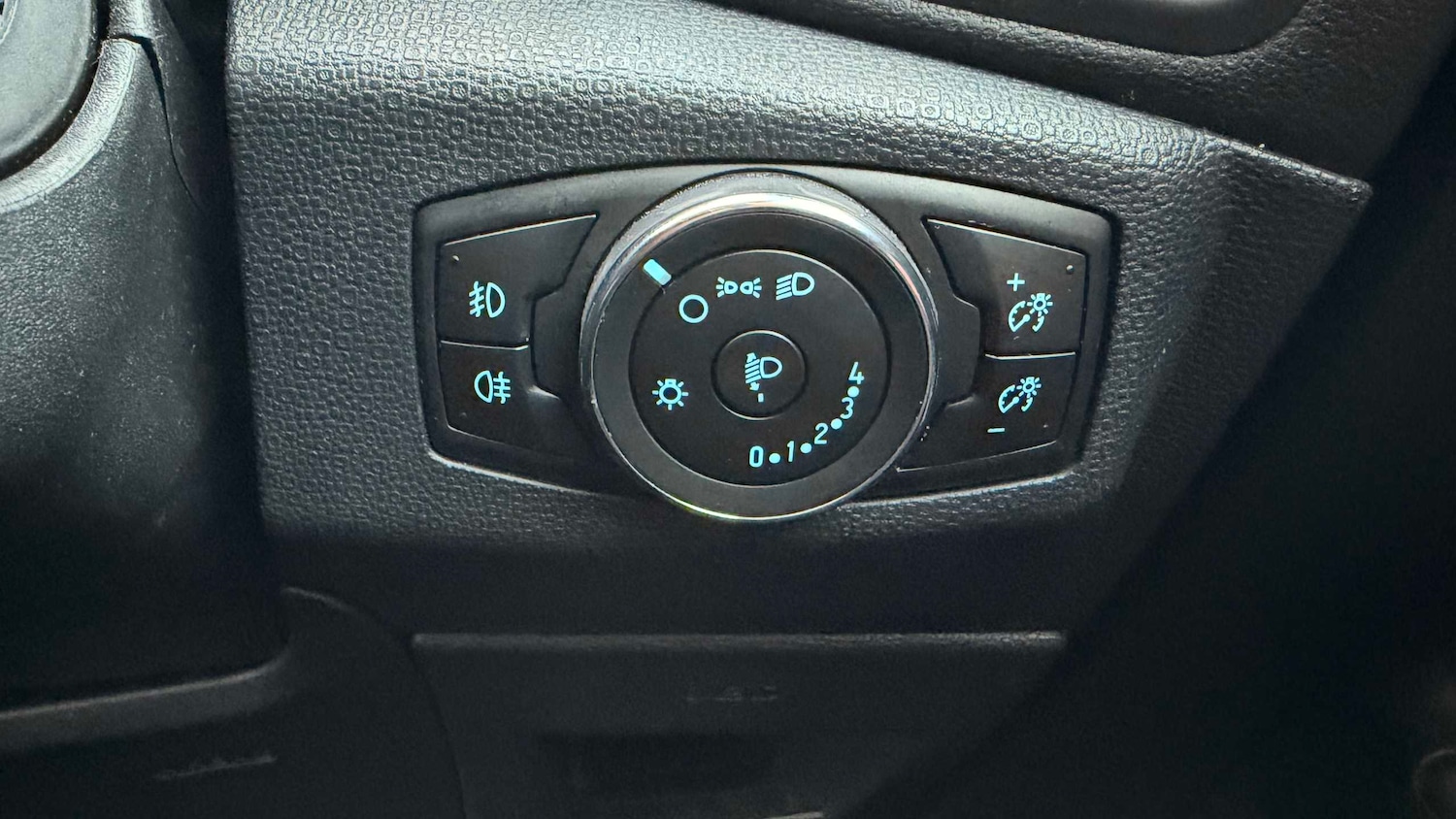 Used Ford Ecosport 2019 for sale - 77979452: Photo 25