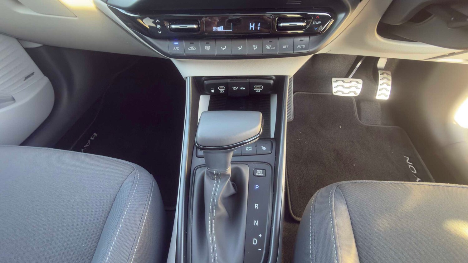 Used Hyundai BAYON for sale - 77859108: Photo 18