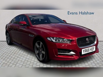 Used Jaguar XE 2018 for sale - 78604331: Photo