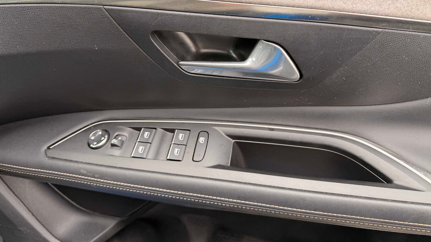 Used Peugeot 3008 for sale - 77860286: Photo 16