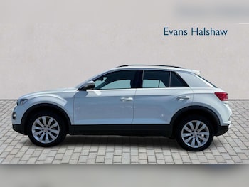 Used Volkswagen T-Roc 2019 for sale - 78465022: Photo