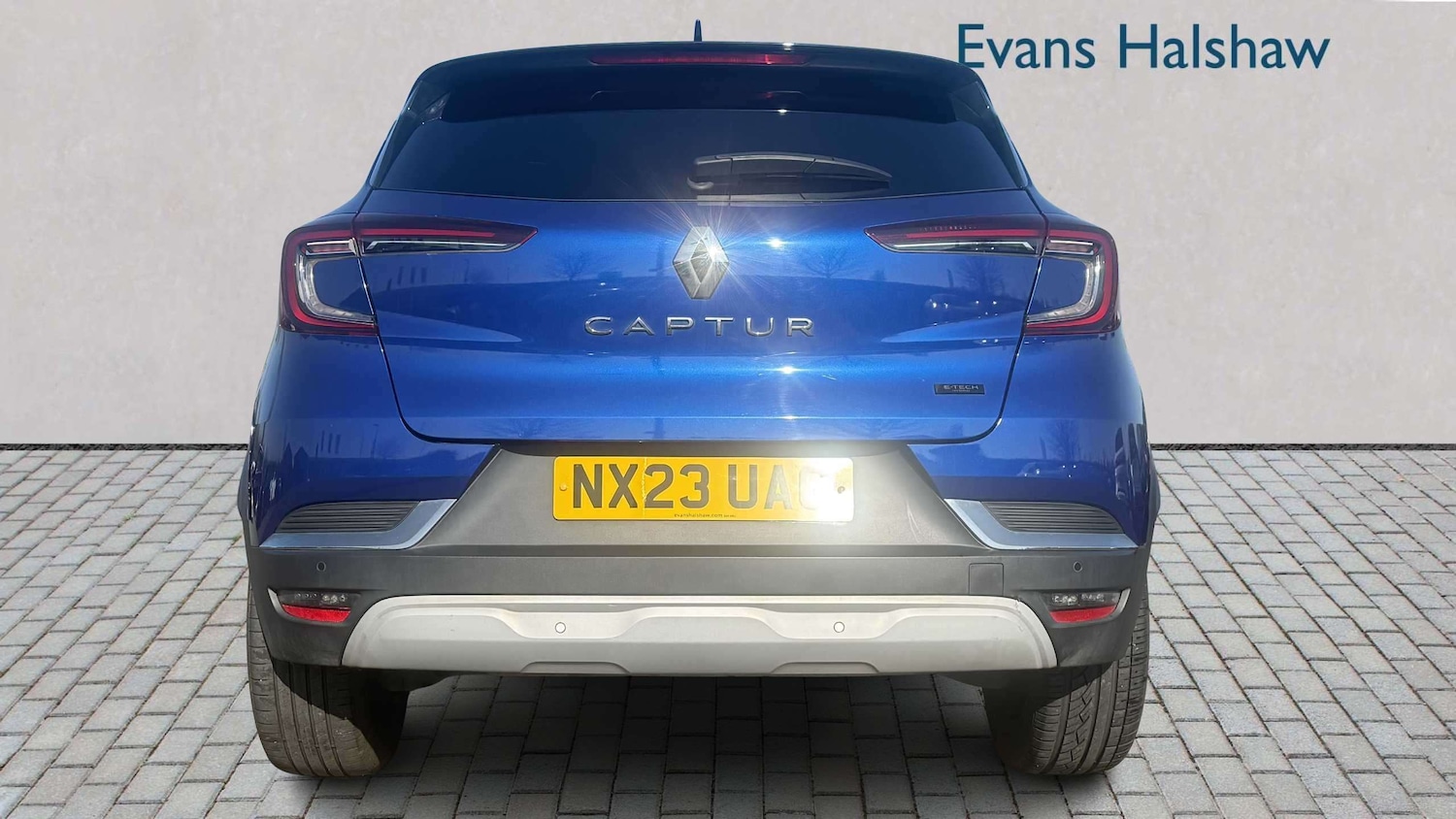 Used Renault Captur 2023 for sale - 77856652: Photo 3