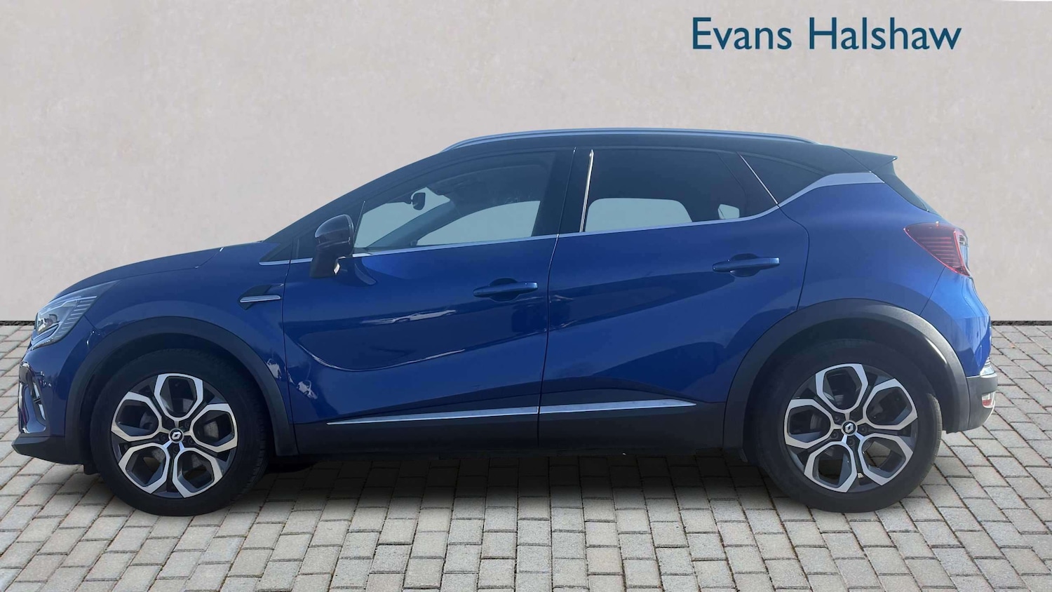 Used Renault Captur 2023 for sale - 77856652: Photo 5