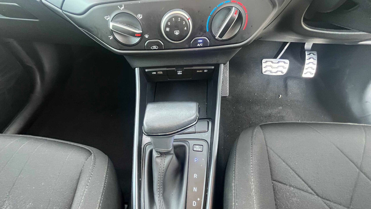 Used Hyundai BAYON 2022 for sale - 77856705: Photo 21