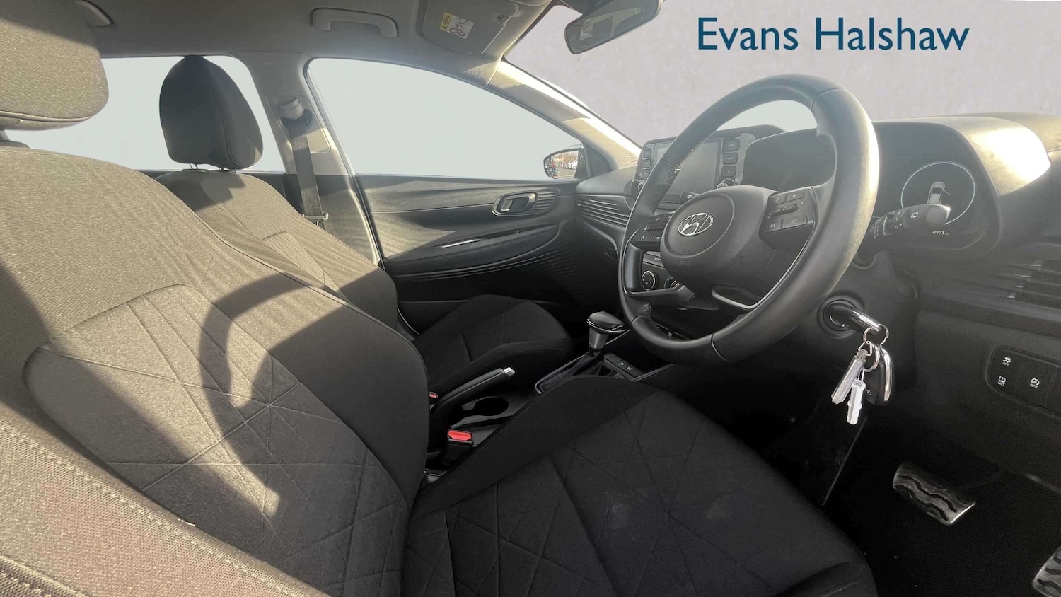 Used Hyundai BAYON 2022 for sale - 77856705: Photo 3