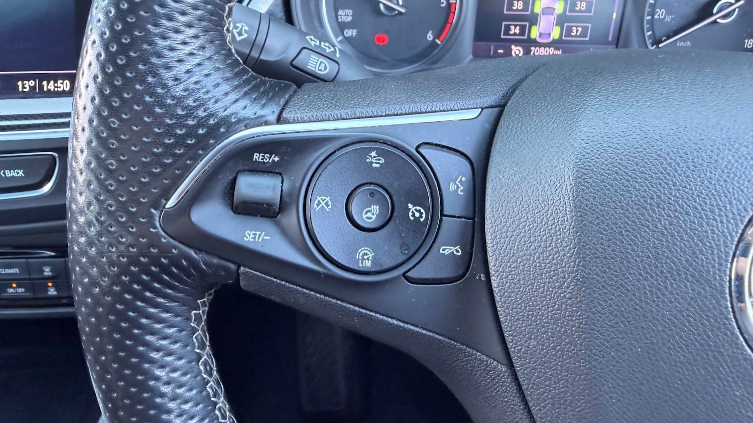 Used Vauxhall Insignia 2018 for sale - 78076737: Photo 19