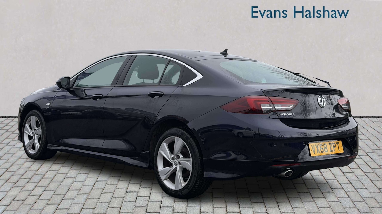 Used Vauxhall Insignia 2018 for sale - 78076737: Photo 2