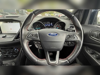 Used Ford Kuga 2017 for sale - 78686332: Photo