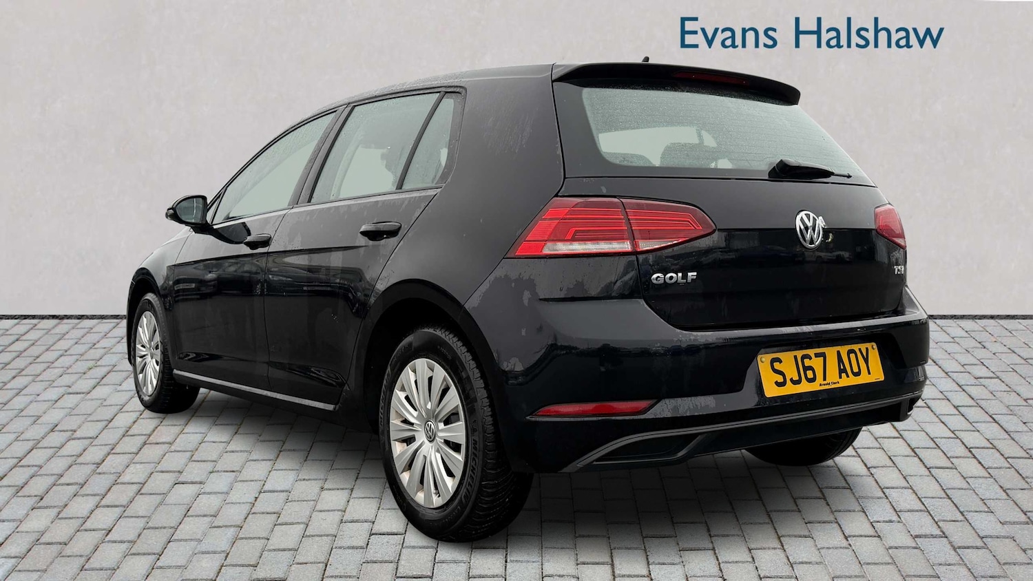 Used Volkswagen Golf for sale - 77860570: Photo 2