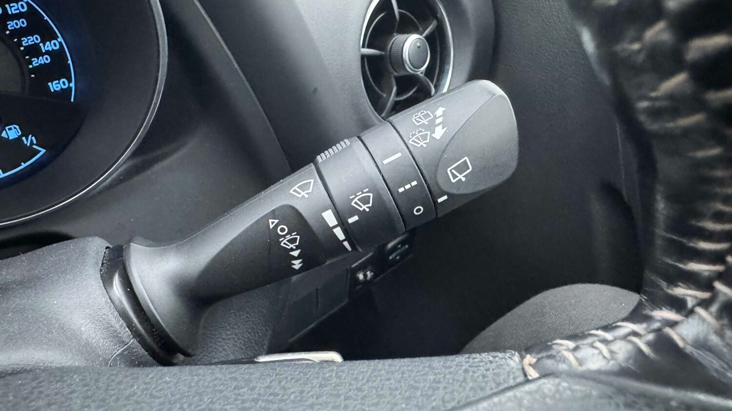 Used Toyota Auris for sale - 77859939: Photo 29