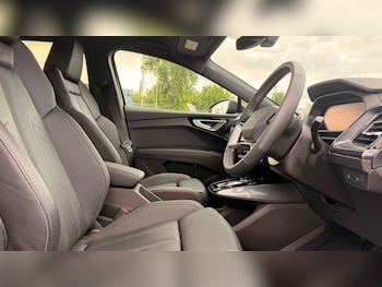 Used Audi Q4 e-tron 2024 for sale - 79319683: Photo