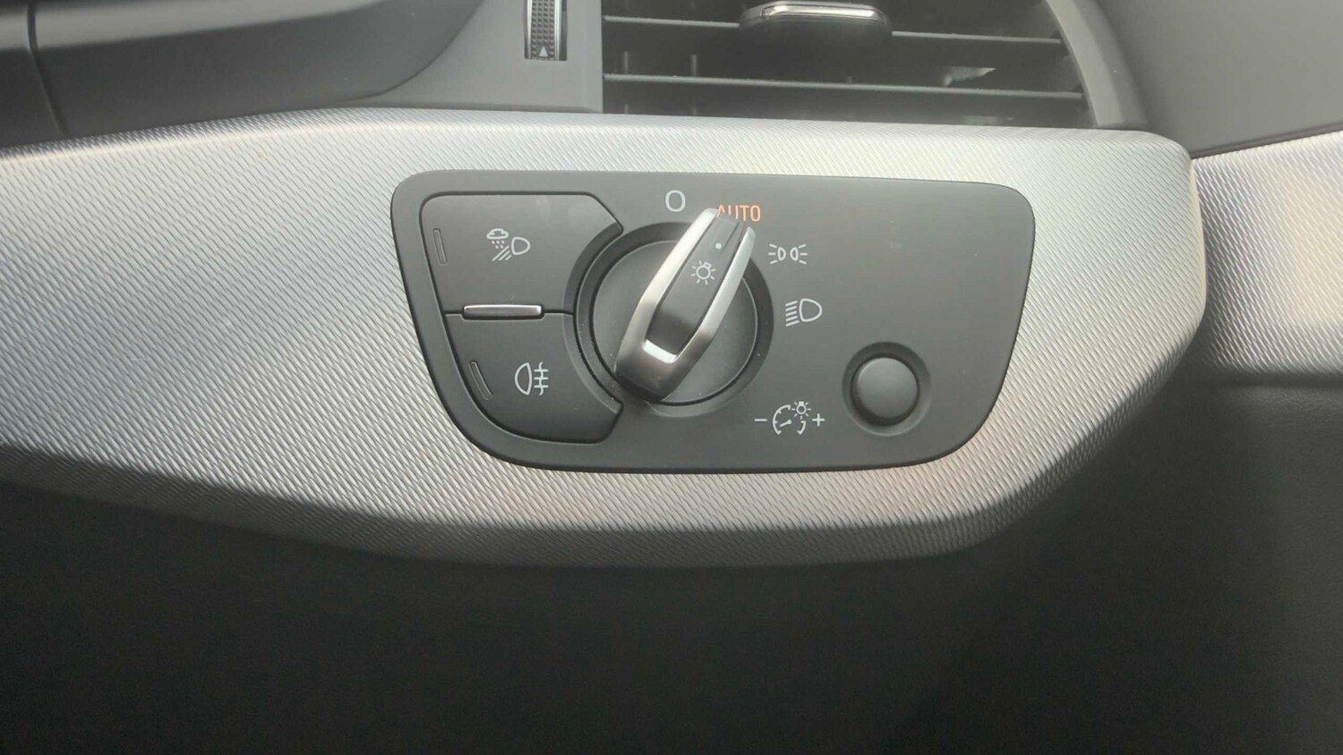 Used Audi A4 for sale - 77859575: Photo 24