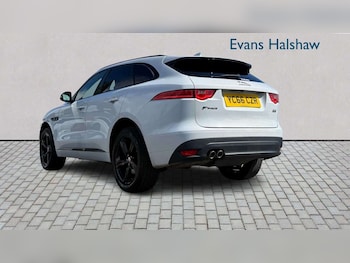 Used Jaguar F-Pace 2016 for sale - 79147789: Photo