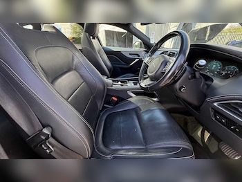 Used Jaguar F-Pace 2016 for sale - 79147789: Photo