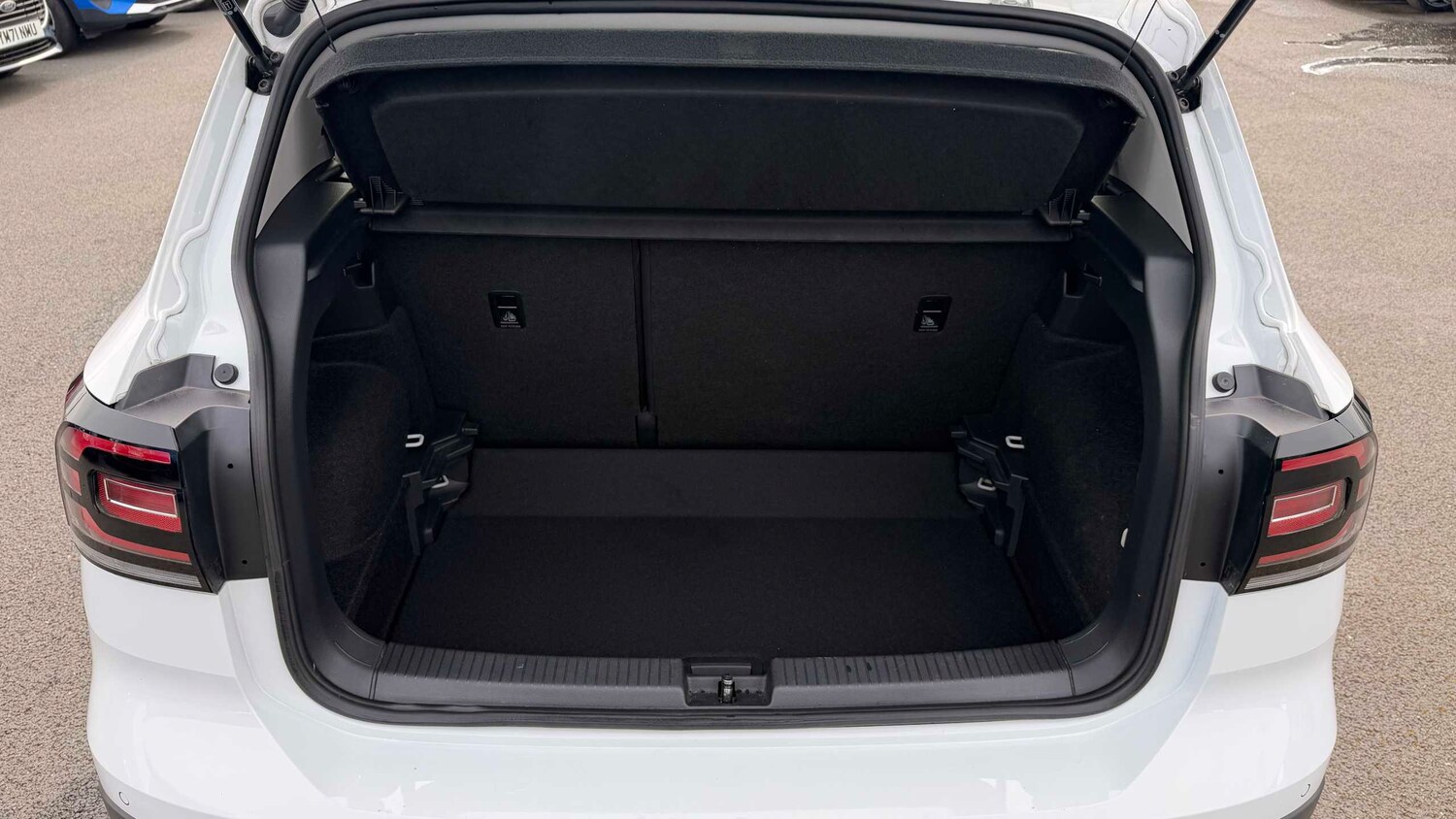 Used Volkswagen T-Cross 2024 for sale - 77983300: Photo 11