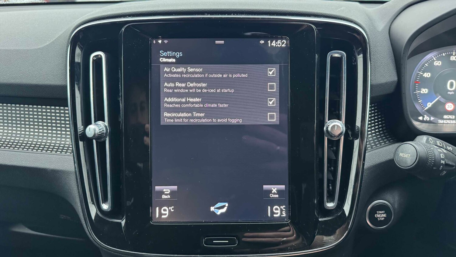 Used Volvo XC40 for sale - 77861331: Photo 20