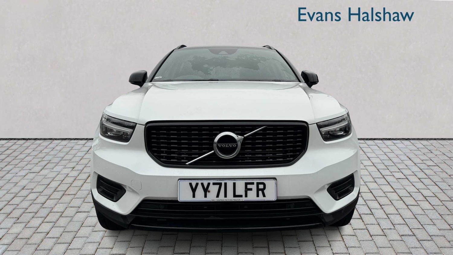 Used Volvo XC40 for sale - 77861331: Photo 4