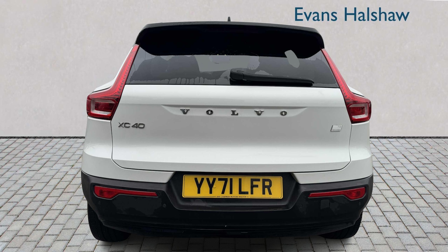 Used Volvo XC40 for sale - 77861331: Photo 5