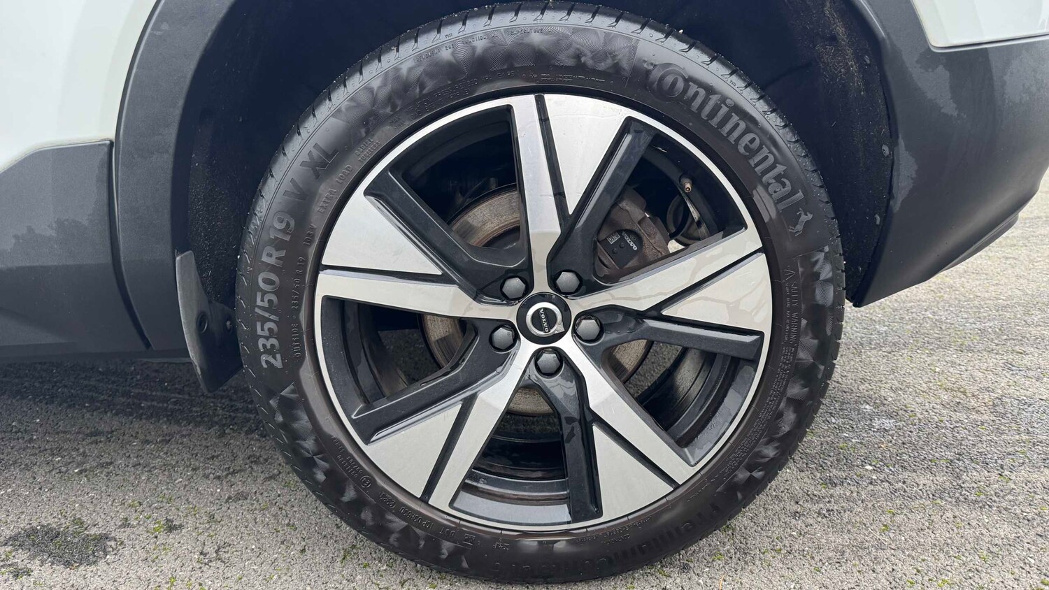 Used Volvo XC40 for sale - 77861331: Photo 7