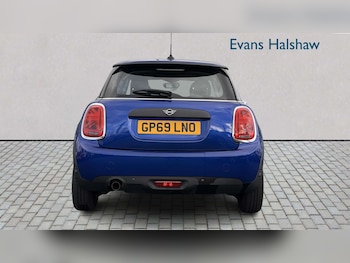 Used MINI Hatch 2019 for sale - 77861108: Photo