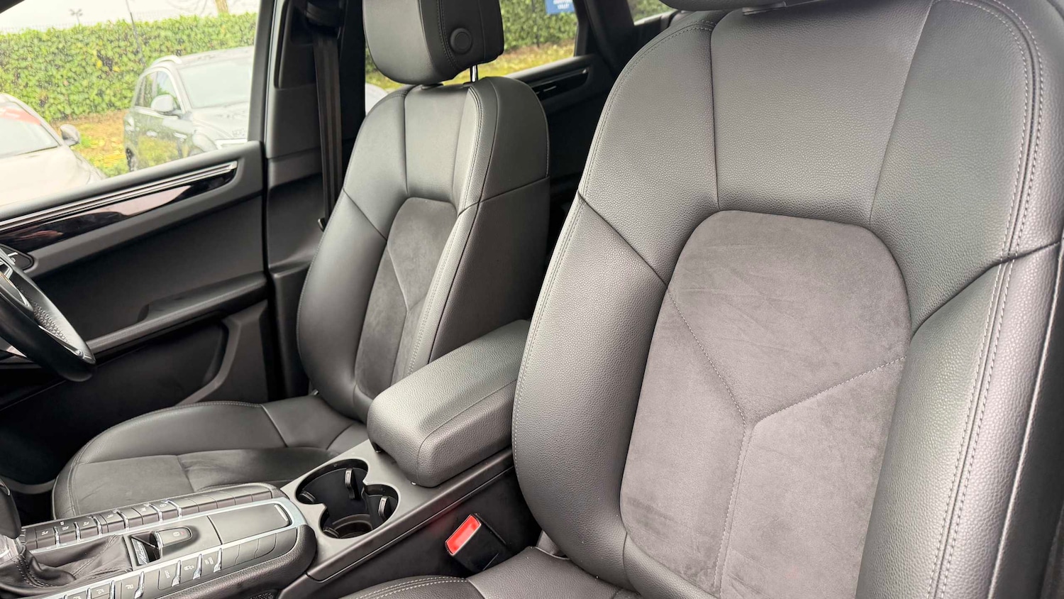 Used Porsche Macan for sale - 77858031: Photo 10