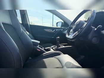 Used Nissan Qashqai 2019 for sale - 79319856: Photo