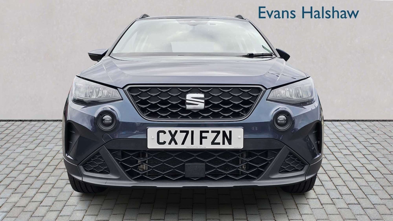 Used SEAT Arona for sale - 77860858: Photo 2