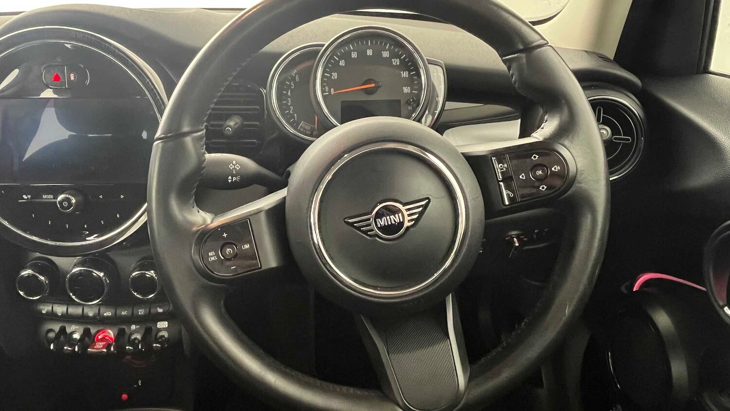 Used MINI Hatch 2022 for sale - 77858909: Photo 12