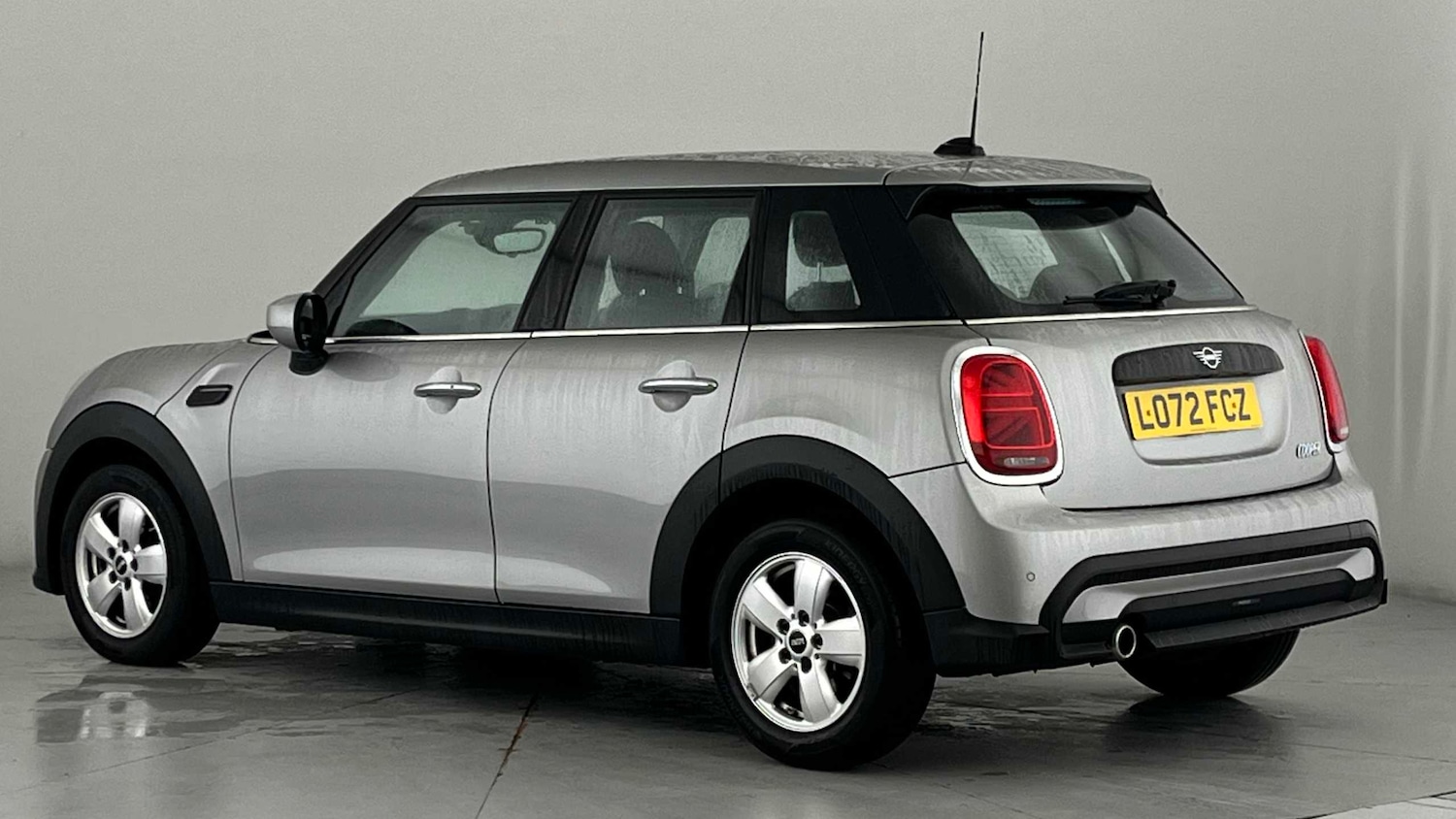 Used MINI Hatch 2022 for sale - 77858909: Photo 2