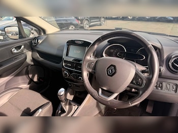 Used Renault Clio 2019 for sale - 77861959: Photo