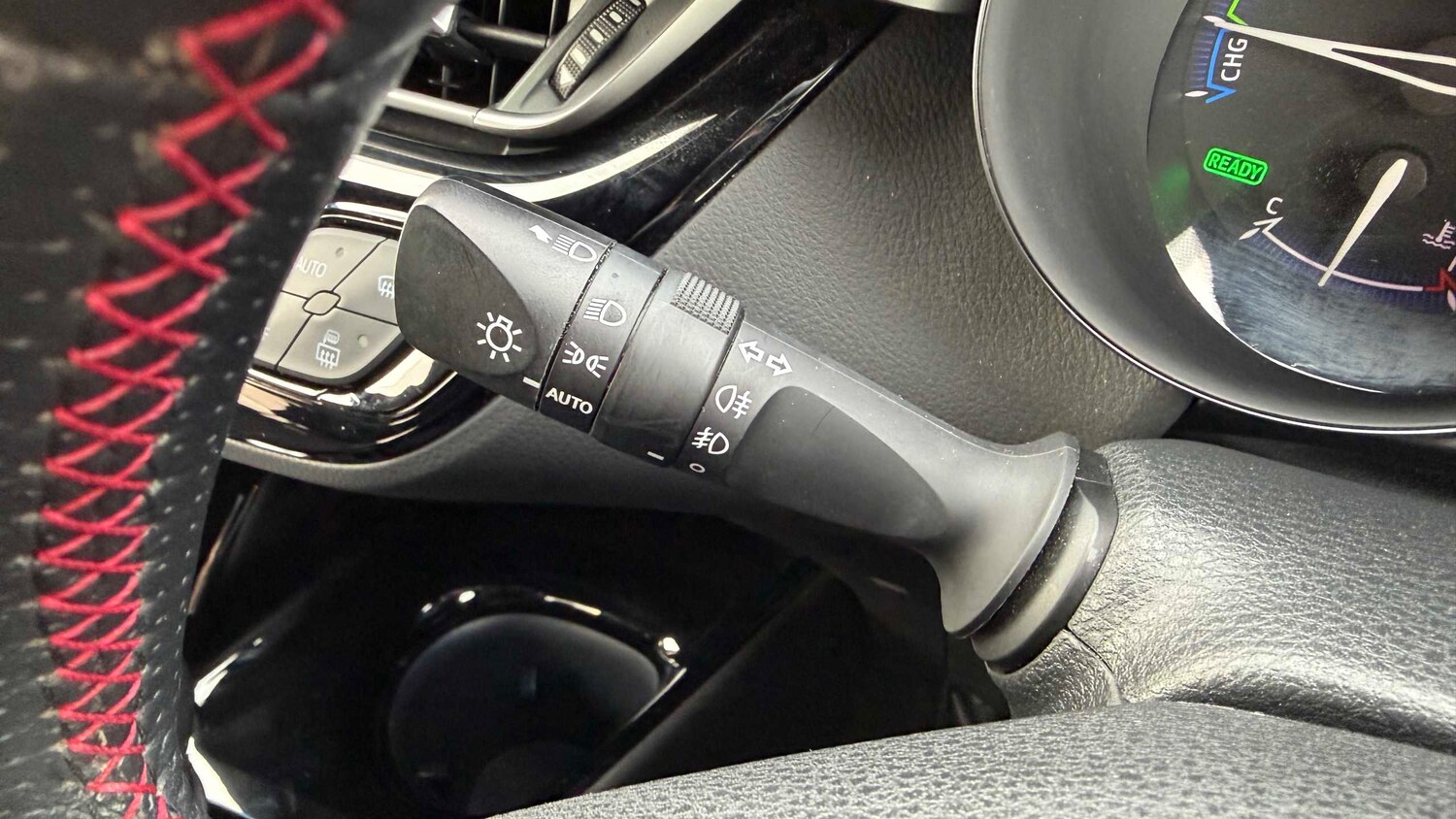 Used Toyota C-HR 2023 for sale - 77928507: Photo 19