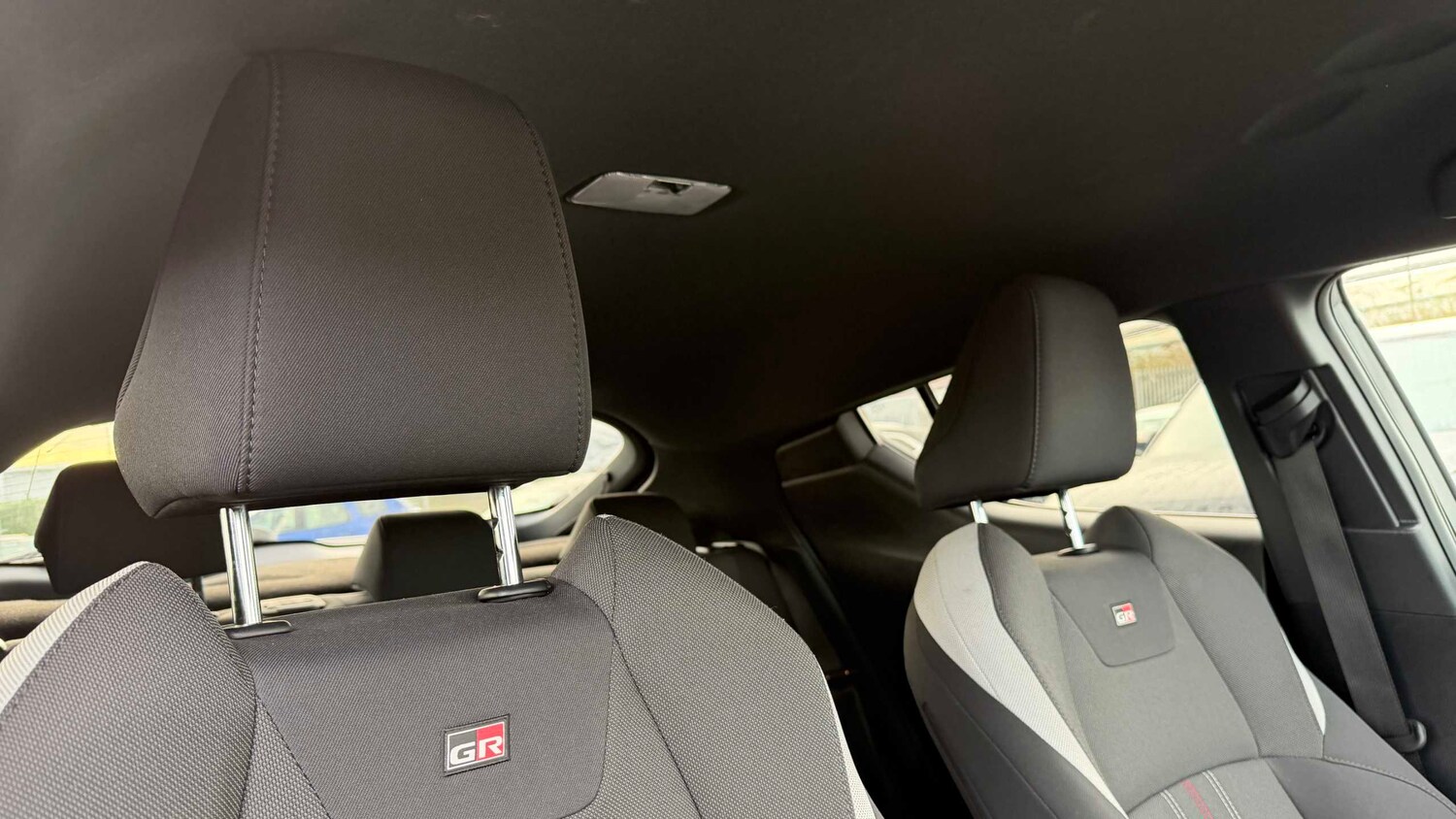 Used Toyota C-HR 2023 for sale - 77928507: Photo 25