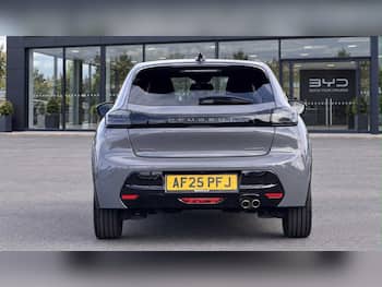 Used Peugeot 208 2025 for sale - 79810687: Photo