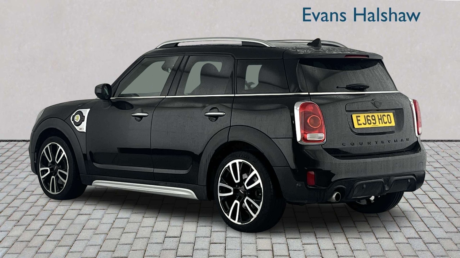Used MINI Countryman for sale - 77860401: Photo 2