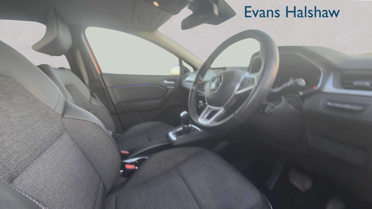 Used Renault Captur 2022 for sale - 77858376: Photo 14