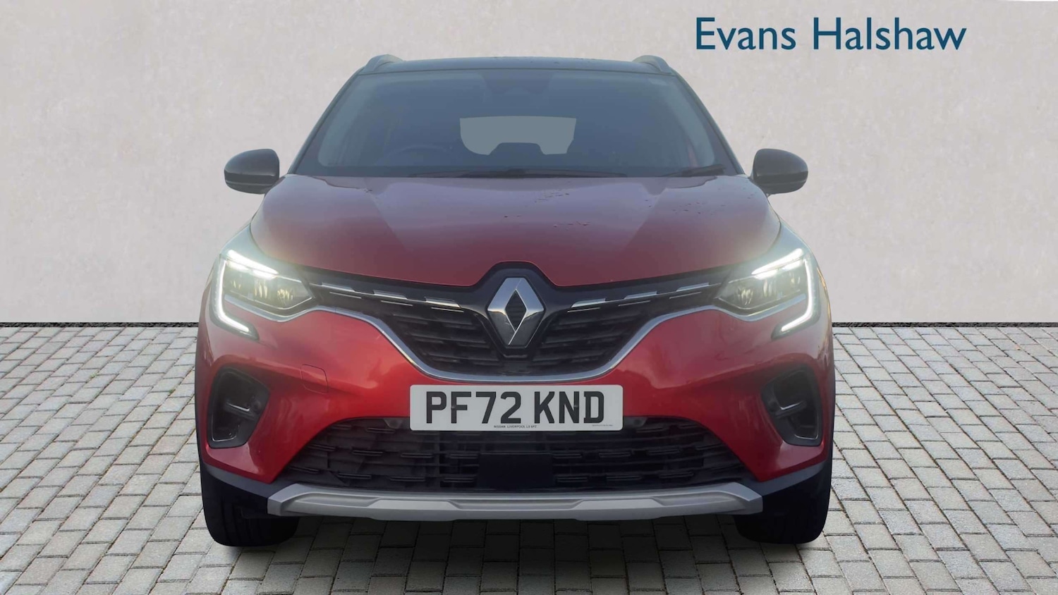 Used Renault Captur 2022 for sale - 77858376: Photo 2