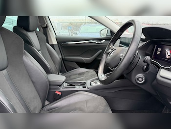 Used Skoda Octavia 2022 for sale - 77860861: Photo