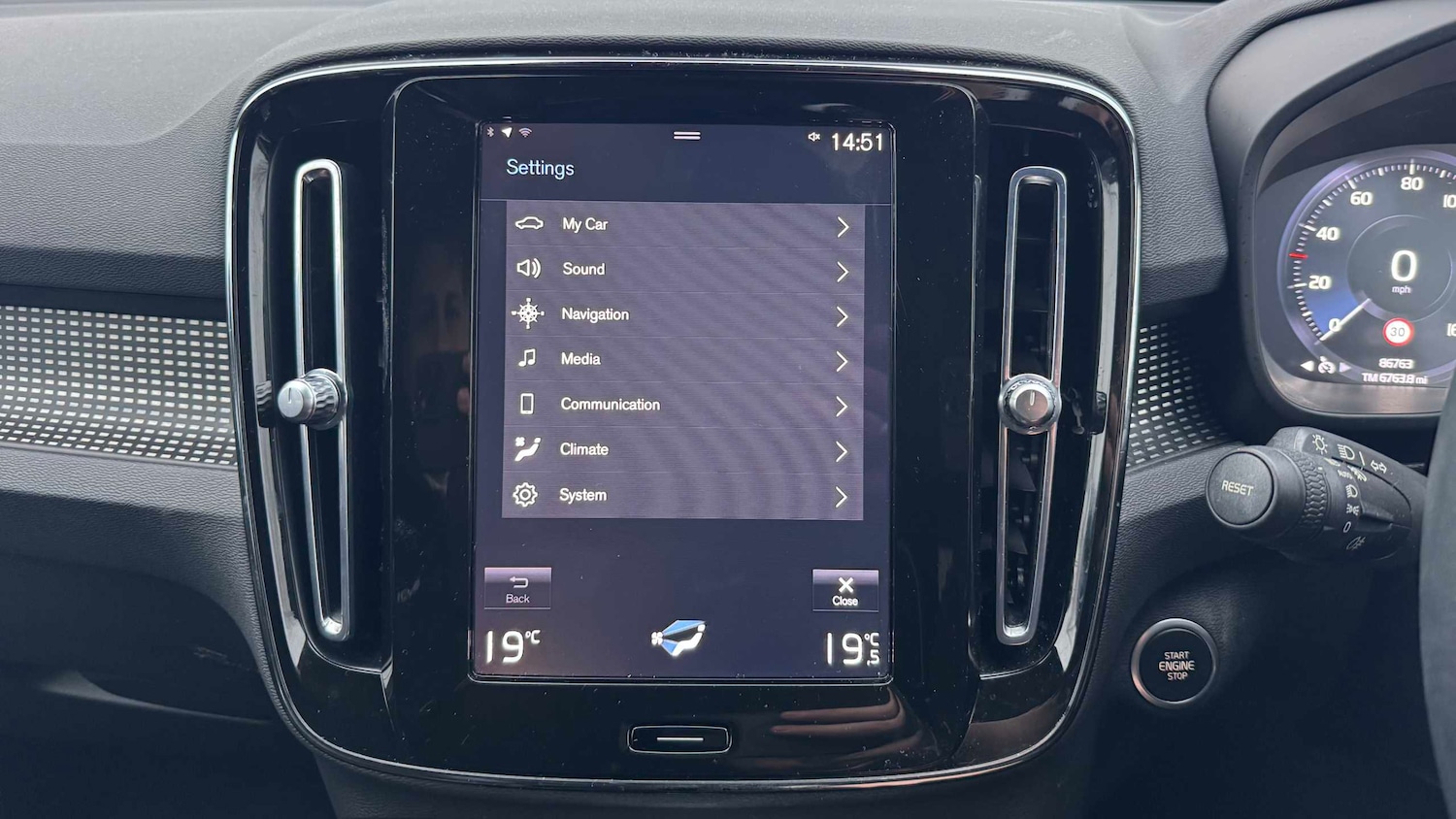 Used Volvo XC40 2021 for sale - 78063868: Photo 17