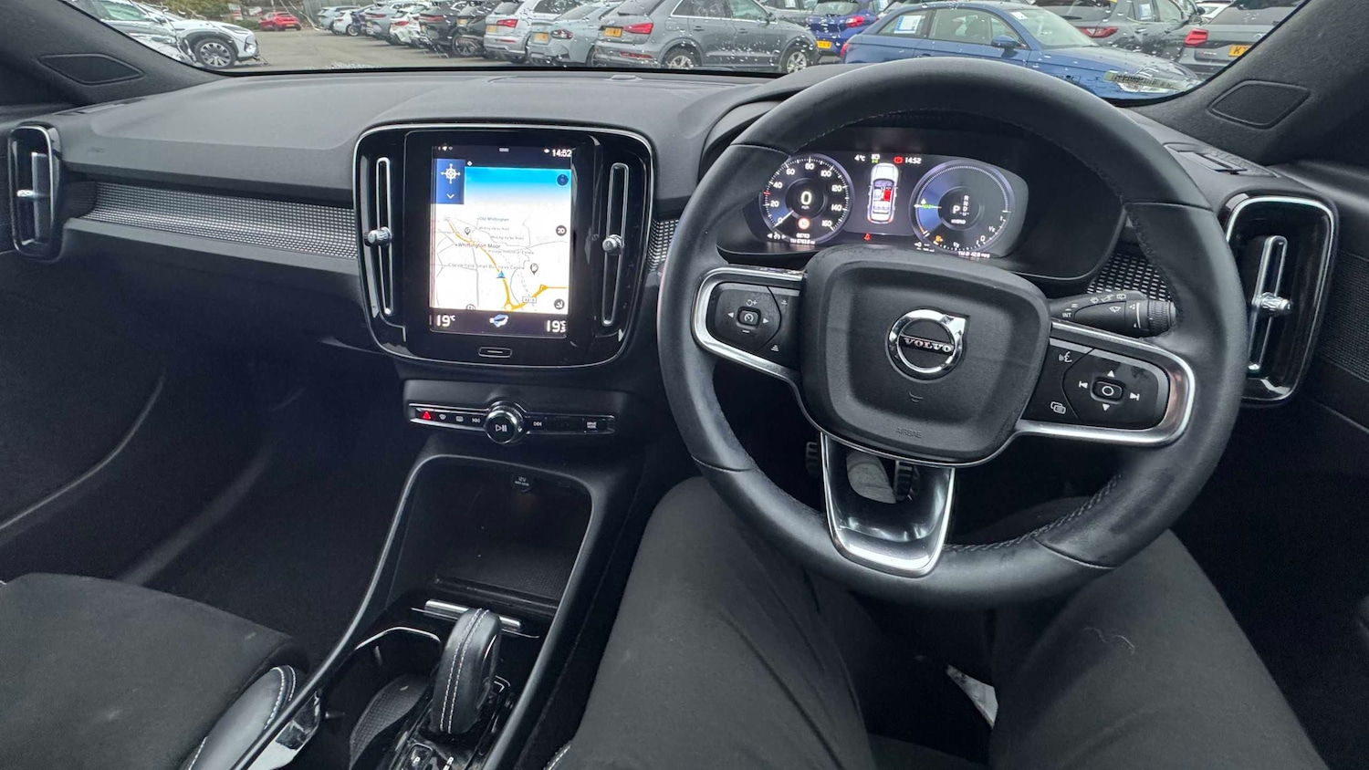 Used Volvo XC40 2021 for sale - 78063868: Photo 27