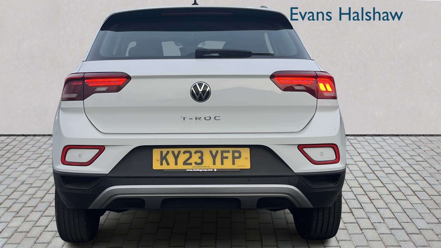 Used Volkswagen T-Roc 2023 for sale - 77972775: Photo 5