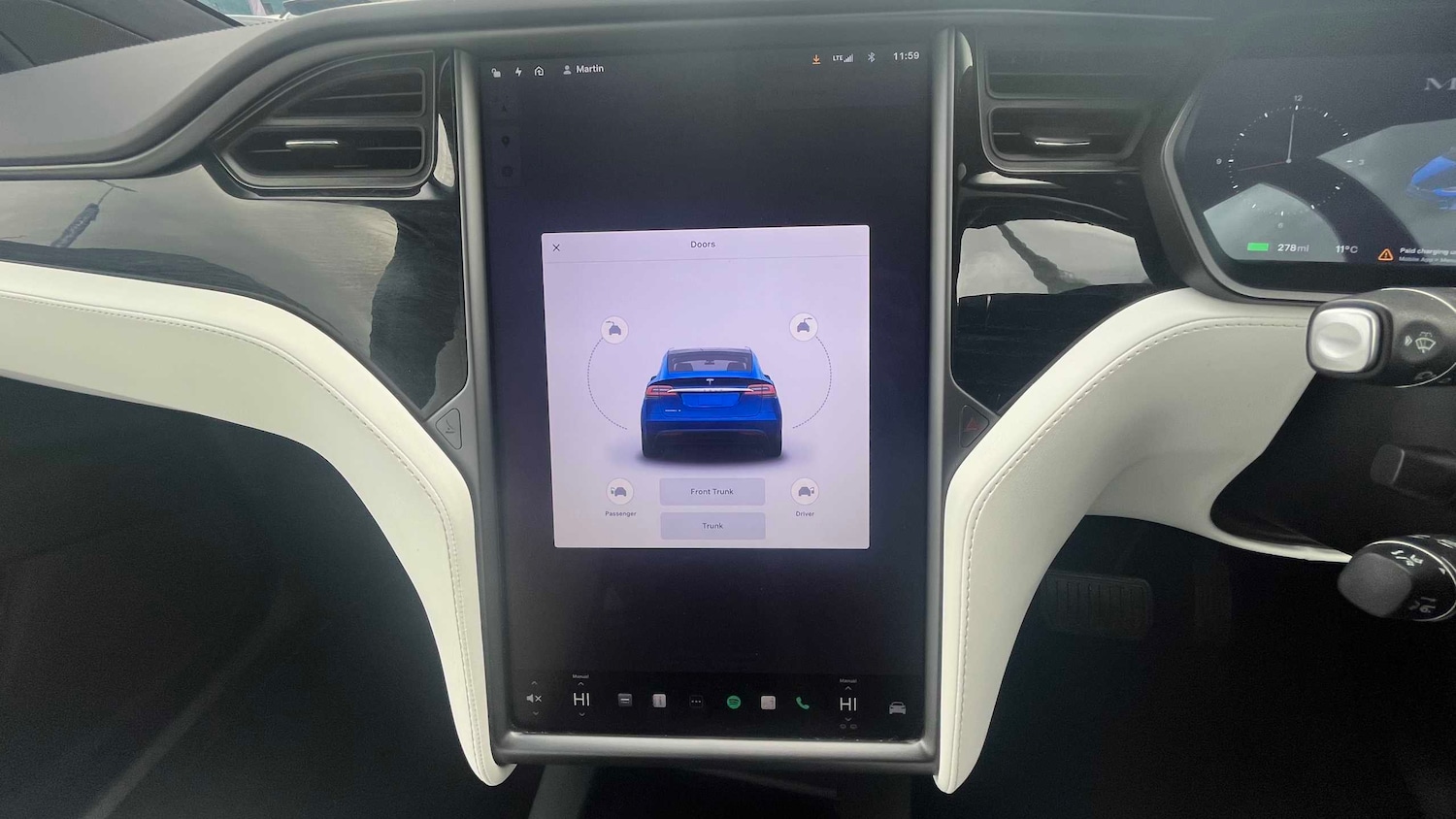 Used Tesla Model X 2020 for sale - 77860219: Photo 14