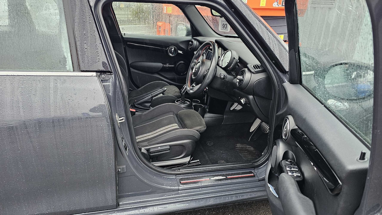 Used MINI Hatch 2019 for sale - 77857143: Photo 3